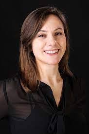 Danielle Naber's Instagram, Twitter & Facebook