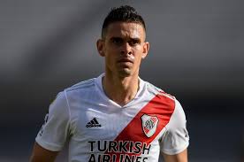 The attacker, who already played for fc villareal in spain, completely convinced not only chief scout manga but also sports director. Rafael Santos Borre Decidira Si Sigue O No En River Plate Cuando Termine La Copa America