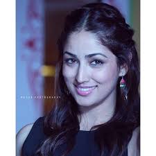Image result for yami gautam in action jackson blue saree