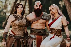 Guy Asked About Why Kratos Has Chains On His Leggs But I'M More Curious  About The Extra Tattoo That Vanished After The 1St Game. Is The Kratos We  Know An Imposter? :