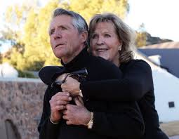 Vivienne player, wife of hall of fame golfer gary player, died wednesday after a battle with pancreatic cancer. Gary Player Net Worth 2021 Wiki Golf Career Wife Kids House Course Design Facts Must Read Before You Buy