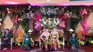 Buat kalian yang mau nikah di rumah salah satu cpw/cpp sih gak ribet, karena salah satu dari cpw/cpp tersebut yang akan meminta surat. Paket Pernikahan The Akad Di Star Hotel Semarang Mulai Rp 6 8 Juta Tribun Jateng