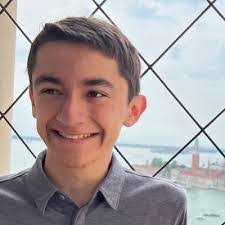 Tom Mata's Instagram, Twitter & Facebook