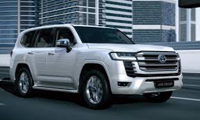【蔵出し映像編】トヨタ ランドクルーザー zx 中古車試乗インプレッション toyota landcruiser 200. æ–°åž‹ãƒ©ãƒ³ã‚¯ãƒ«ãŒ8æœˆç™»å ´ãªã®ã«900ä¸‡å††ã‚ªãƒ¼ãƒãƒ¼ã‚‚ ç¾è¡Œãƒ©ãƒ³ã‚¯ãƒ«200ä¸­å¤è»Šé«˜é¨°ã®ãªãœ è‡ªå‹•è»Šæƒ…å ±èªŒ ãƒ™ã‚¹ãƒˆã‚«ãƒ¼