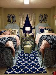Replace Picnic Cloth With Burlap Change Curtains And Make Monogram Into A Tennessee Decoration And Bam Girls Dorm Room Dorm Room Diy Dorm Room Designs