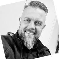 200+ Profile mit dem Suchbegriff „Labs“