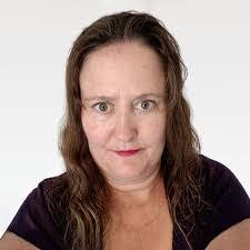 Kristin Koehler's Instagram, Twitter & Facebook