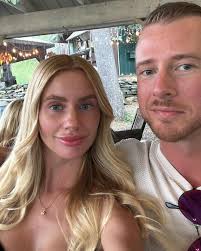 Bridget Coffey (@elegant_chanel) • Instagram photos and videos