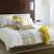 Full Bed Pillow Arrangement