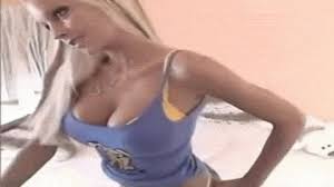 Последние твиты от camel toe (@cameltoepassion). Animated Gifs Nude Girls Teasing