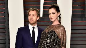 She is the recipient of many awards, including an academy award, a primetime emmy award, and a golden globe award. Anne Hathaway Aktuelle News Bilder Promipool De