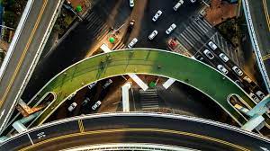 china s dizzying bicycle skyway can handle over 2 000 bikes at a time take a look skyway xiamen bike lane