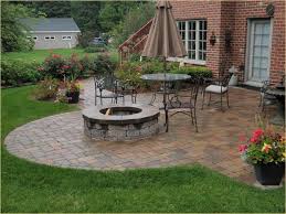 Small Backyard With Hardscape Ideas 25 Decorecord In 2020 Hardscape Patio Patio Pavers Design Backyard Patio