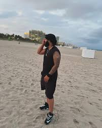 Adonis Armstrong (@adonisarmstrong___) • Instagram photos and videos