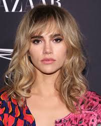 How do you style layered haircuts? 29 Best Shag Haircuts For Short Medium Long Hair 2020 Glamour