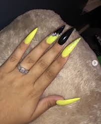 Yellow And Black Acrylic Nail Designs Pin By Erieee On Nail Designsss Summer Acrylic Nails Black Acrylic Nails Girls Nails