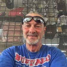 Dana Manes's Instagram, Twitter & Facebook