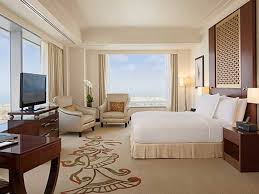 خمس أماكن يمكن زيارتها في دبي مع الأهل والأصدقاء مول الامارات