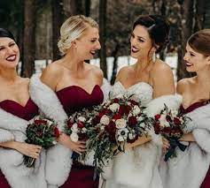 I think that a christmas bouquet should be special and original because an xmas wedding is a unique event. 20 Amazing Winter Wedding Ideas That Are Not Christmas Overloaded