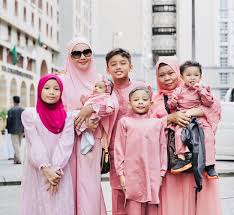 Jika dikombinasikan dengan nama lain, maka nama nur hidayah bisa diletakkan didepan ataupun dibelakang nama. Berita Datin Shahida Didakw4 Telah Memfailkan Pencera1an Mengej0tkan Ramai Berita Kopak Cc