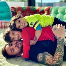 This lucky kid had a kickabout with lionel messi. Leo Messi S Son Mateo Celebrates The Opposing Team S Goal