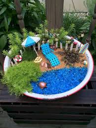Cool 27 Beautiful And Easy Fairy Garden Ideas For Kids Https Coachdecor Com 27 Beautiful And Easy Fairy Garden Decor Fairy Garden Diy Miniature Fairy Gardens