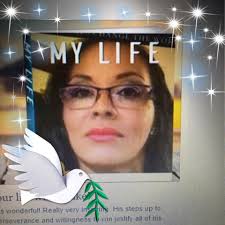 Chloe Kitts colors children's books as a way to destress before games ❤️