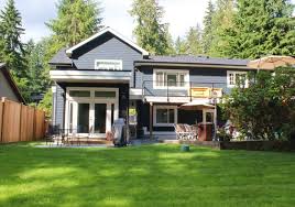 There are over 110 community gardens and orchards in city parks, on schoolyards, and on private property. Dazzling North Vancouver Furnished House North Vancouver