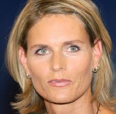 Katharina witt, claudia pechstein, susen tiedtke und tanja szewczenko haben ihre luxuskörper bereits gewinnbringend vermarktet. Weitspringerin Die Tiefen Bruche Im Leben Der Heike Drechsler Welt
