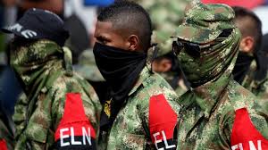 El colectivo de «hackers» anonymous se atribuyó este martes el ataque a la página web del ejército de colombia y publicó en las redes sociales las contraseñas y los correos electrónicos de 168 igualmente el grupo de «hackers» modificó la página de wikipedia del ejército, que ya fue arreglada. El Eln Y Paramilitares De Los Rastrojos Combaten En Venezuela Muy Cerca De Los Comandos Del Ejercito Que No Interviene Infobae