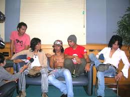 Welcome to the best music maker tool! Kemanakah Slank Ku Dulu Whitegun Celoteh Mengharap Perubahan Karena Cinta