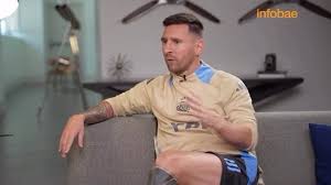En una reciente entrevista con Infobae, Lionel Messi sorprendió a muchos al declarar que “el Real Madrid es el mejor equipo del mundo”. Estas palabras del astro argentino han resonado fuertemente en