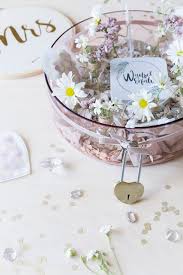 Maybe you would like to learn more about one of these? Kreatives Geldgeschenk Zur Hochzeit Schon Bei Dir By Depot