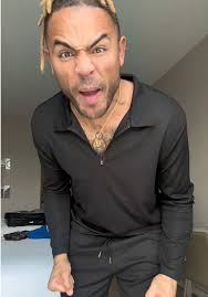 Julius Micha Nathan Shore