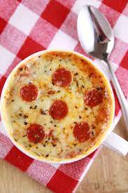 Microwave Mug Pizza Recipe With Video Bigger Bolder Baking Recipe Easy Microwave Recipes Mug Recipes Microwave Recipes