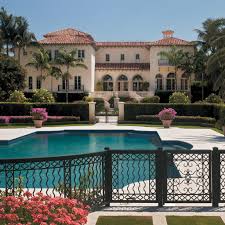 How Addison Mizner Defined South Florida S Architectural Legacy Spanish Revival Home Architecture Vacation House Decor