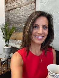 Nina Sparano's Instagram, Twitter & Facebook