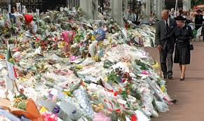 Aus wikipedia, der freien enzyklopädie. Vor 15 Jahren Ist Prinzessin Diana Todlich Verungluckt Der Tod Einer Prinzessin Bayreuth Nordbayerischer Kurier
