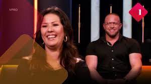 Beide gezinnen hebben twaalf kinderen, die allemaal nog thuis wonen. Families Jelies En Quaedackers Over Het Nieuwe Seizoen Van Een Huis Vol Op1 Youtube