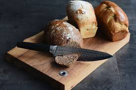 I have a three week old loaf in the freezer and i'm hesitant to take any chances by leaving it out, but my first, the freshest bread that you've got (otherwise, there are many uses for day old bread), is the best for freezing. Brown Bread Vs White Bread Which Is Better For You