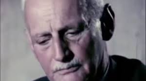 Otto Frank fala sobre o diário de Anne Frank