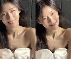 Deuk Kim's Instagram, Twitter & Facebook