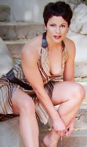 Roxann Dawson Nude - Voyeur her sexy uncensored pics