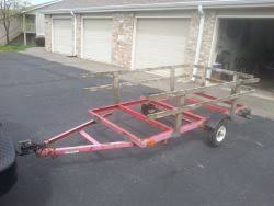 This folding trailer only takes up 24 x 63 of floor space when folded, so it can be stored just about anywhere, but unfolded, it can handle up to 1195 lb. Replacement Slipper Leaf Spring For 4 X 8 Foot Harbor Freight Folding Trailer Etrailer Com