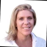 Charlotte Lantz's Instagram, Twitter & Facebook