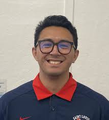 Welcoming 2013 Alumnus as New College Counselor!