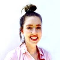 Emily Hislop's Instagram, Twitter & Facebook