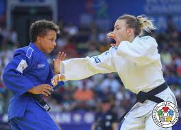 La française amandine buchard médaillée d'or aux masters de judo à doha. Judoinside Amandine Buchard Judoka