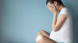 Sering merasakan nyeri perut bagian bawah saat hamil, ma? 6 Tips Mengatasi Nyeri Payudara Di Awal Kehamilan