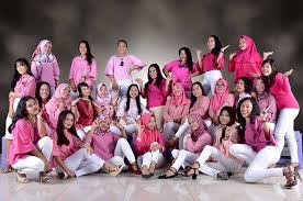 Dalam potingannya, cewek cantik ini meminta netizen untuk edit foto miliknya dengan konsep melihat masa depan. Agar Hasil Foto Studio Lebih Menarik Coba 10 Pose Dan Gaya Berikut Ini Yukepo Com